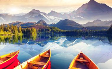 精美平静的湖水壮美的自然景观壁纸图片